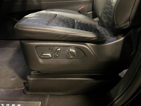 Used 2026 Cadillac Escalade V image 25