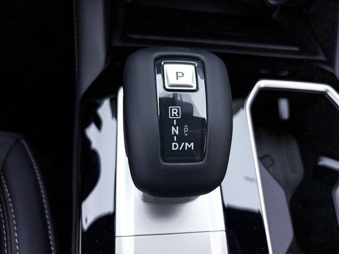 New 2026 Mitsubishi Outlander LE AWD/4WD image 15