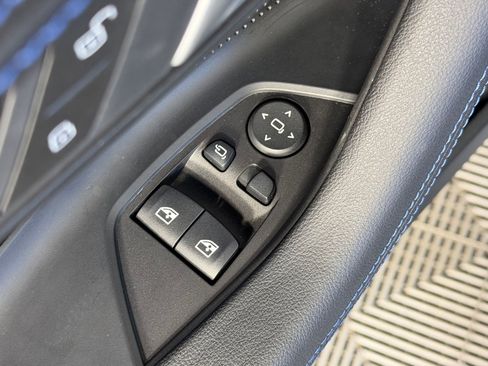 Used 2025 BMW M2 Coupe w/ Lighting Package image 21