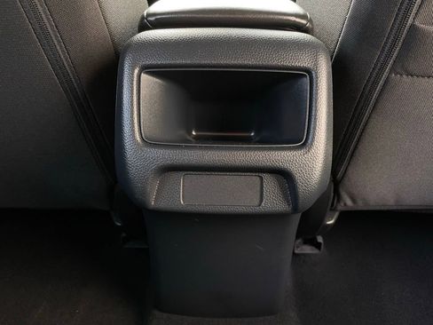 Certified 2023 Honda HR-V LX image 36