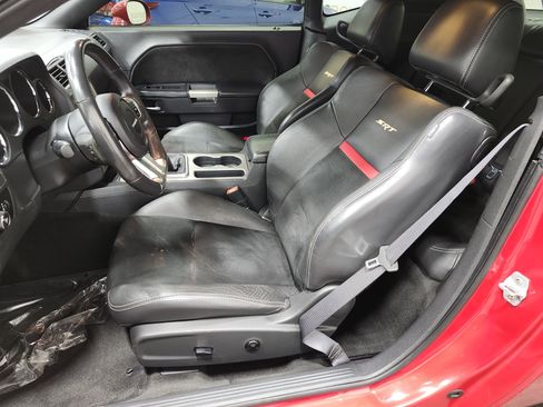 Used 2012 Dodge Challenger SRT8 w/ Premium Sound Group image 26