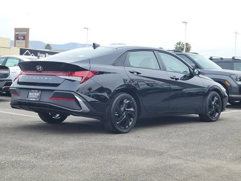 New 2026 Hyundai Elantra Sport FWD image 2