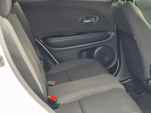 Used 2021 Honda HR-V Sport image 18