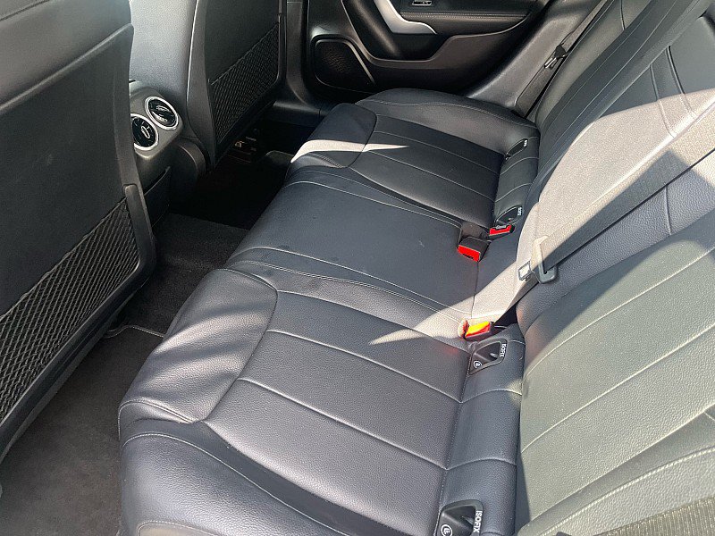 Used 2019 Mercedes-Benz A 220 w/ Premium Package image 17