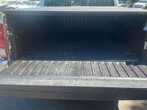 Used 2023 Toyota Tacoma SR AWD/4WD image 9