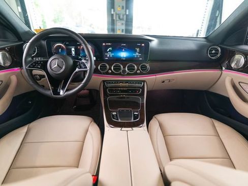 Certified 2022 Mercedes-Benz E 350 4MATIC Sedan image 12