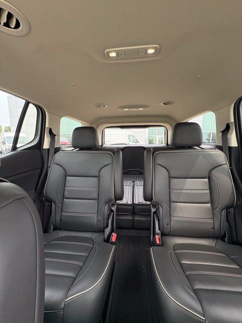 Used 2023 GMC Acadia Denali AWD/4WD image 18