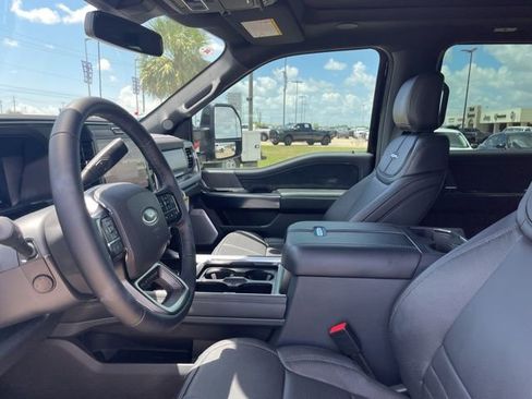 New 2025 Ford F250 Platinum image 11
