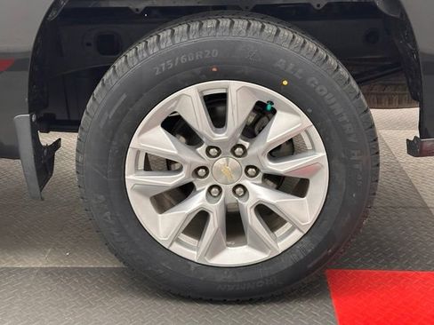 Used 2022 Chevrolet Silverado 1500 Custom AWD/4WD image 20