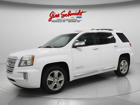 Used 2017 GMC Terrain Denali FWD image 2