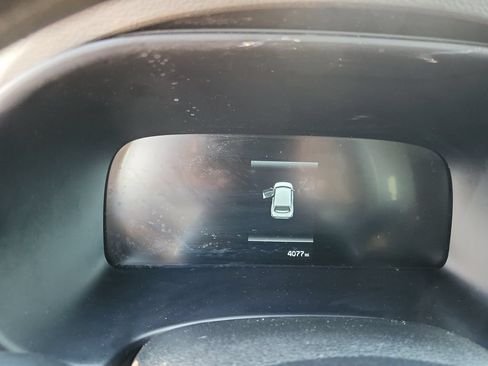 Used 2025 Kia Soul LX w/ LX Technology Package FWD image 18