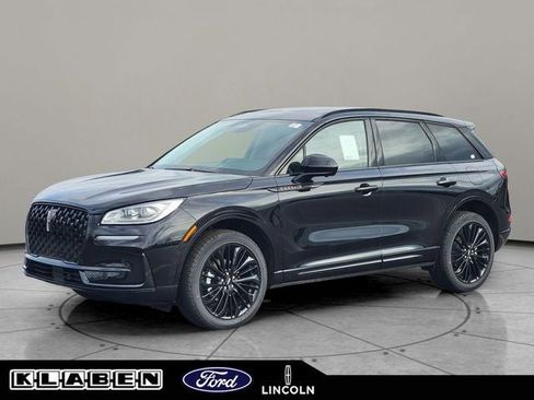 New 2026 Lincoln Corsair Reserve w/ Jet Appearance Package AWD/4WD image 1