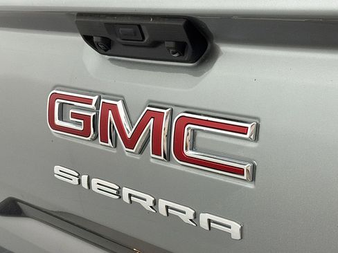 New 2026 GMC Sierra 1500 SLE w/ Preferred Package RWD image 18
