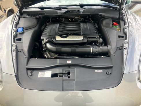 Used 2014 Porsche Cayenne AWD/4WD image 39