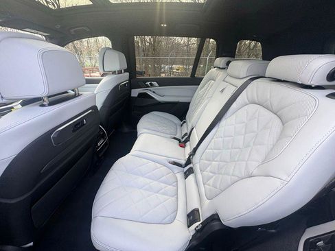 New 2026 BMW X7 xDrive40i AWD/4WD image 14