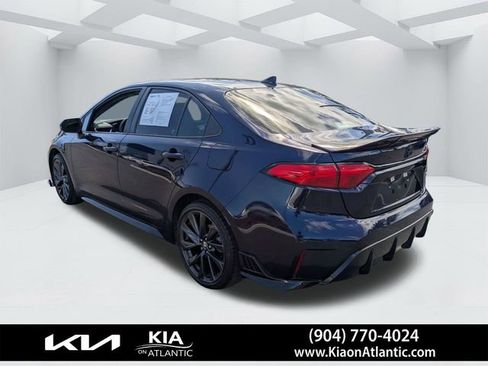 Used 2023 Toyota Corolla SE FWD image 5
