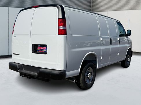 New 2025 Chevrolet Express 2500 w/ Driver Convenience Package image 7