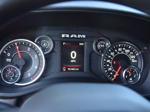 Used 2024 RAM 3500 Tradesman w/ Chrome Appearance Group image 24