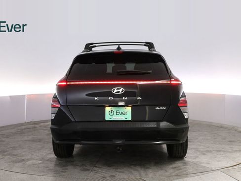 Used 2024 Hyundai Kona SEL FWD image 15