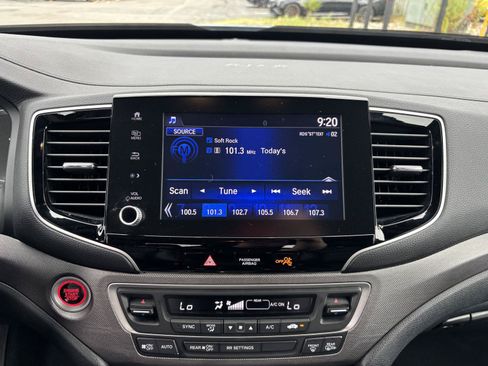 Used 2022 Honda Ridgeline RTL image 13