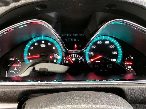 Used 2015 Chevrolet Traverse LT w/ LPO, 'HIT The Road' Package AWD/4WD image 22