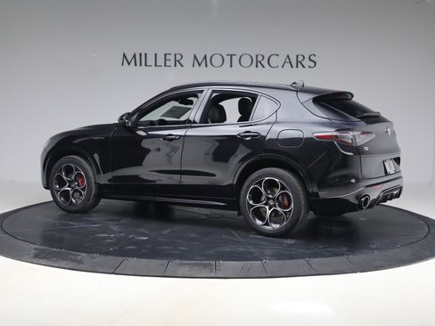 New 2026 Alfa Romeo Stelvio Sprint image 4