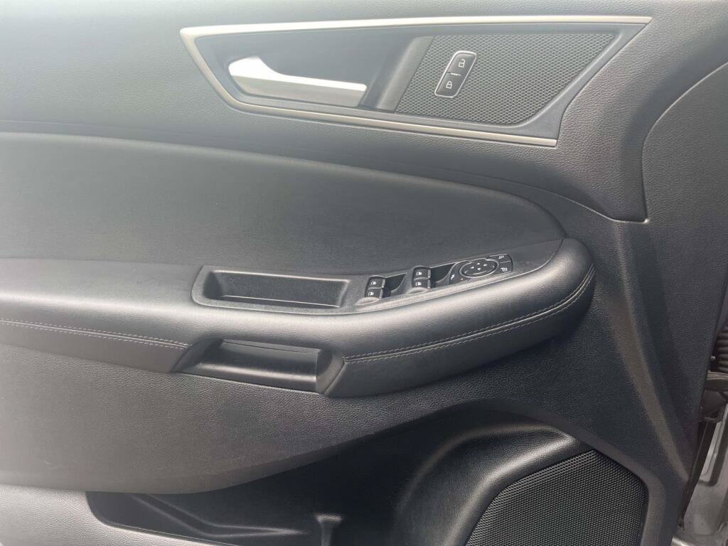 Used 2024 Ford Edge SEL AWD/4WD image 26