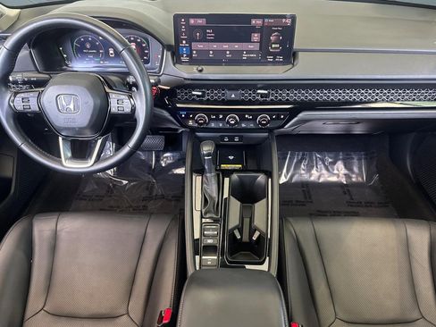 Used 2023 Honda Accord Touring image 27