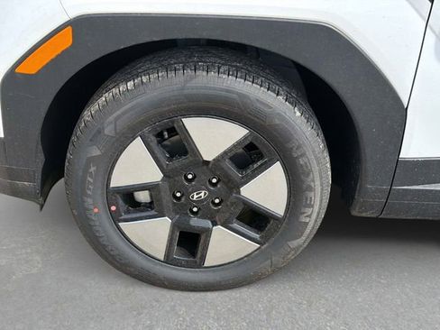 New 2026 Hyundai Santa Fe SEL FWD image 11