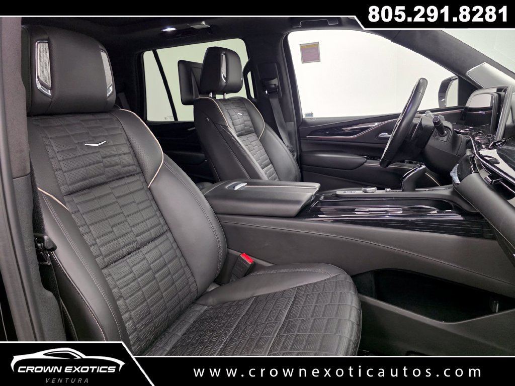Used 2024 Cadillac Escalade V w/ LPO, ONYX Package AWD/4WD image 16
