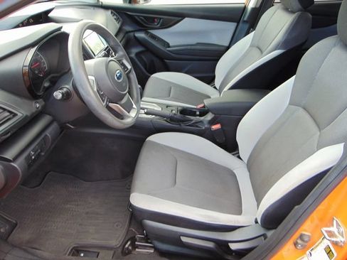 Used 2018 Subaru Crosstrek 2.0i AWD/4WD image 10