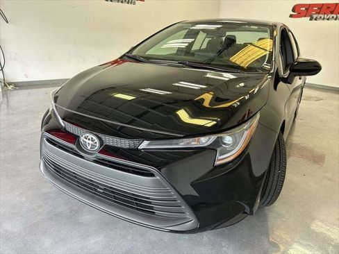 Certified 2025 Toyota Corolla LE FWD image 7