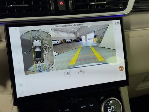 New 2026 Jaguar F-PACE R-Dynamic S image 17