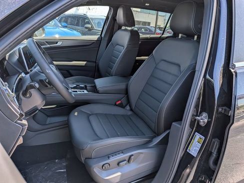 New 2026 Volkswagen Atlas Cross Sport SEL AWD/4WD image 8