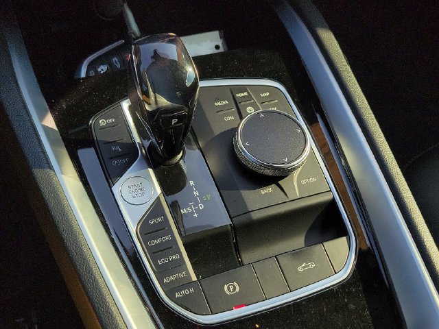 Used 2020 BMW Z4 M40i w/ Executive Package RWD image 31