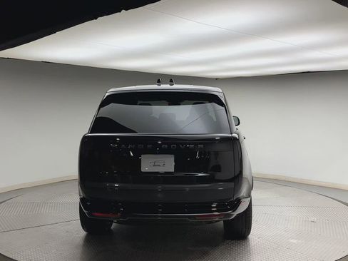 New 2026 Land Rover Range Rover SE AWD/4WD image 3