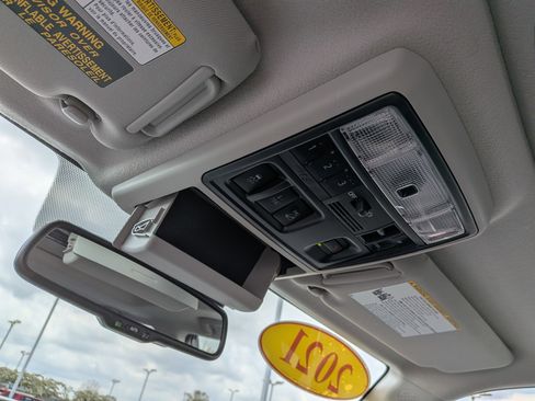 Certified 2021 Toyota 4Runner Limited AWD/4WD image 19