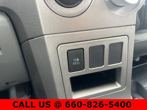 Used 2012 Toyota Tundra 4x4 CrewMax image 25