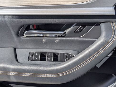 Certified 2024 MAZDA CX-90 3.3 Turbo w/ Premium Package image 30