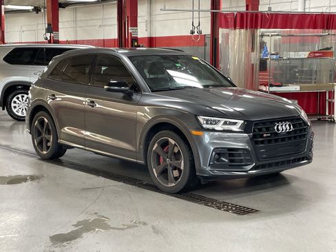 Used 2020 Audi SQ5 Prestige AWD/4WD image 2