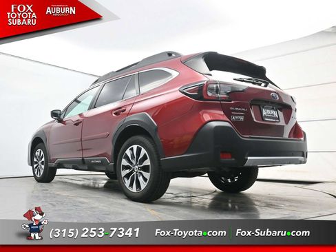 Used 2023 Subaru Outback Limited image 16