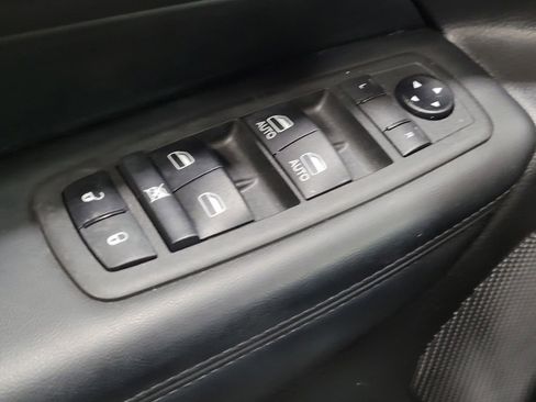 Used 2021 Jeep Grand Cherokee Laredo X image 27