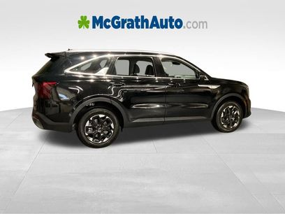 New 2026 Kia Sorento S w/ S Panoramic Sunroof Package