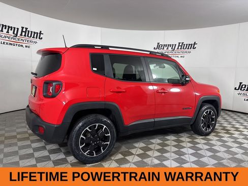Used 2023 Jeep Renegade Latitude image 5