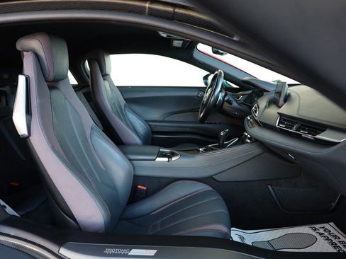 Used 2017 BMW i8 image 25