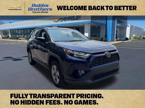 Used 2025 Toyota RAV4 XLE AWD/4WD image 1