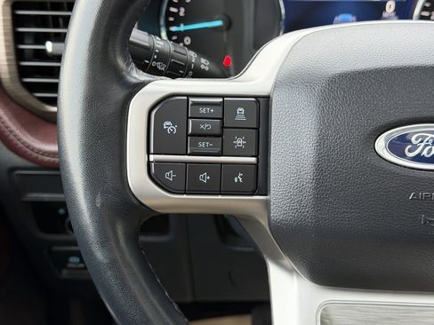 Used 2024 Ford Expedition Max Limited image 15