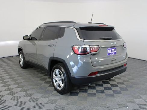 Used 2023 Jeep Compass Latitude image 21