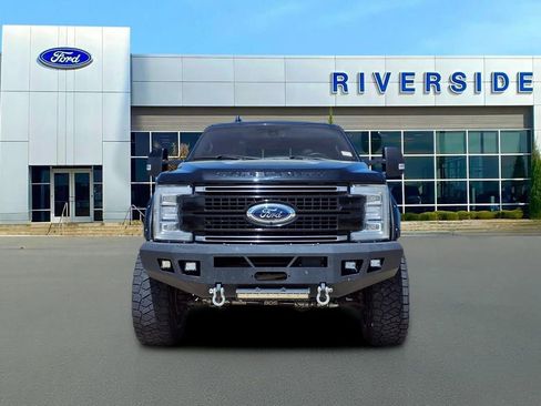 Used 2019 Ford F350 Platinum w/ Platinum Ultimate Package AWD/4WD image 2