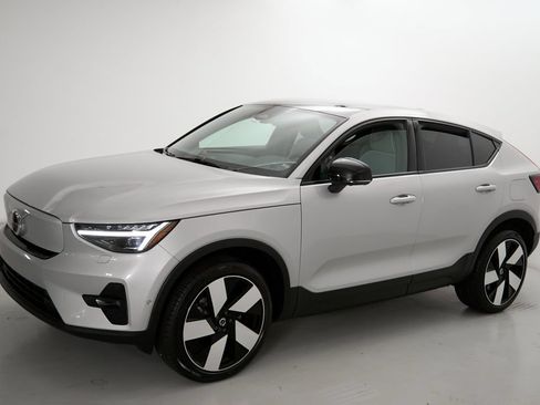 Used 2023 Volvo C40 P8 Recharge Ultimate w/ Protection Package Premier AWD/4WD image 6